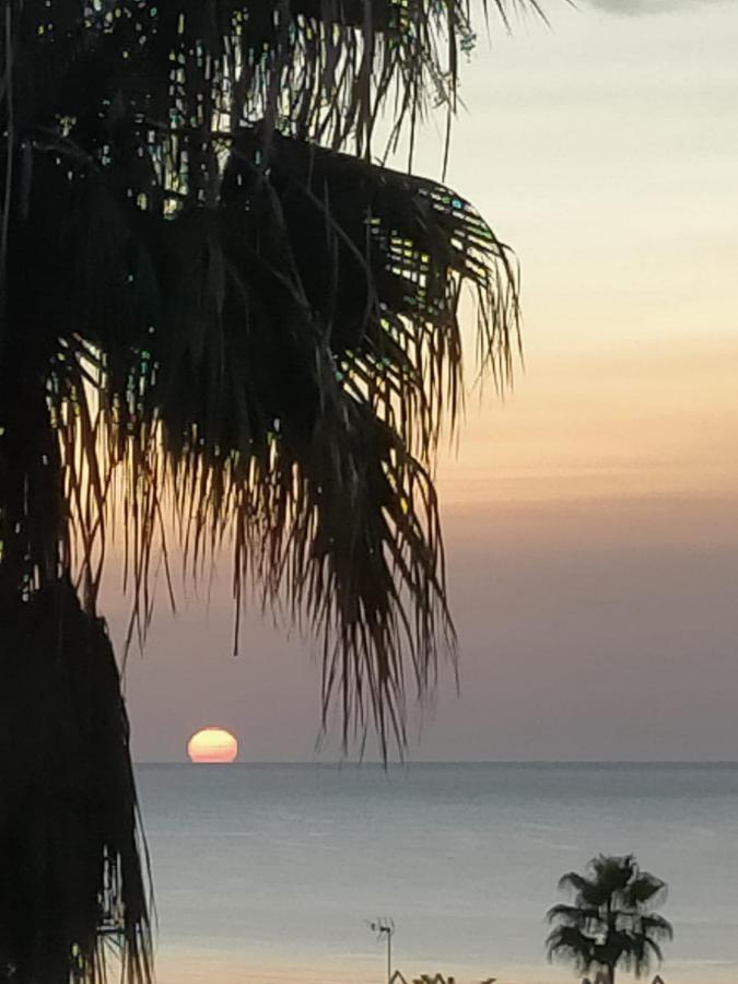Appartement Met Zeezicht En Vlakbij Het Strand Manilva Ngoại thất bức ảnh