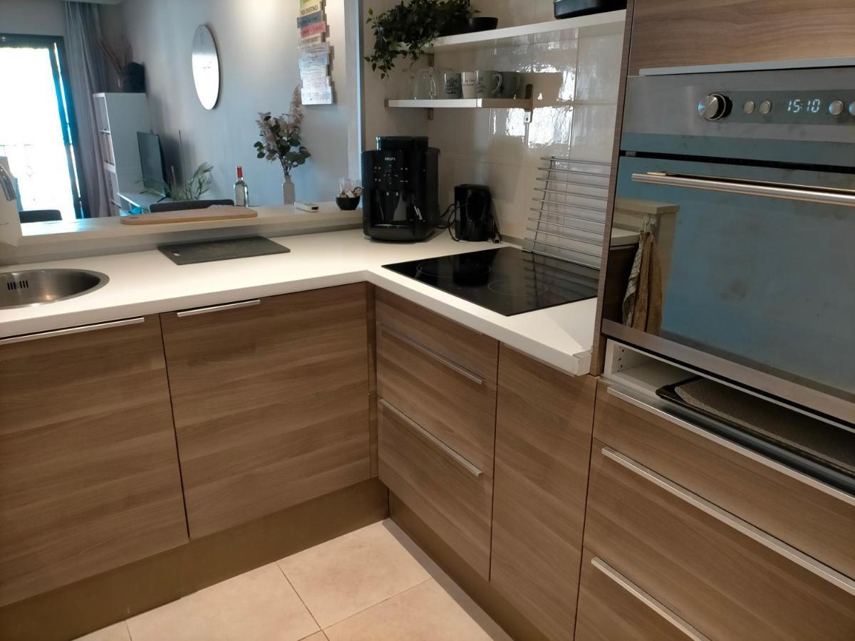 Appartement Met Zeezicht En Vlakbij Het Strand Manilva Ngoại thất bức ảnh